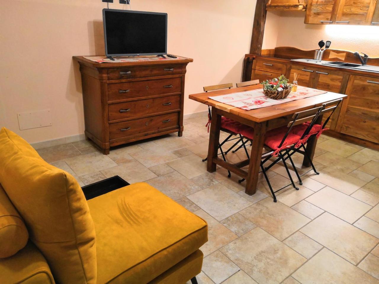 Souvenir De Tsaneli Apartment Roisan ภายนอก รูปภาพ